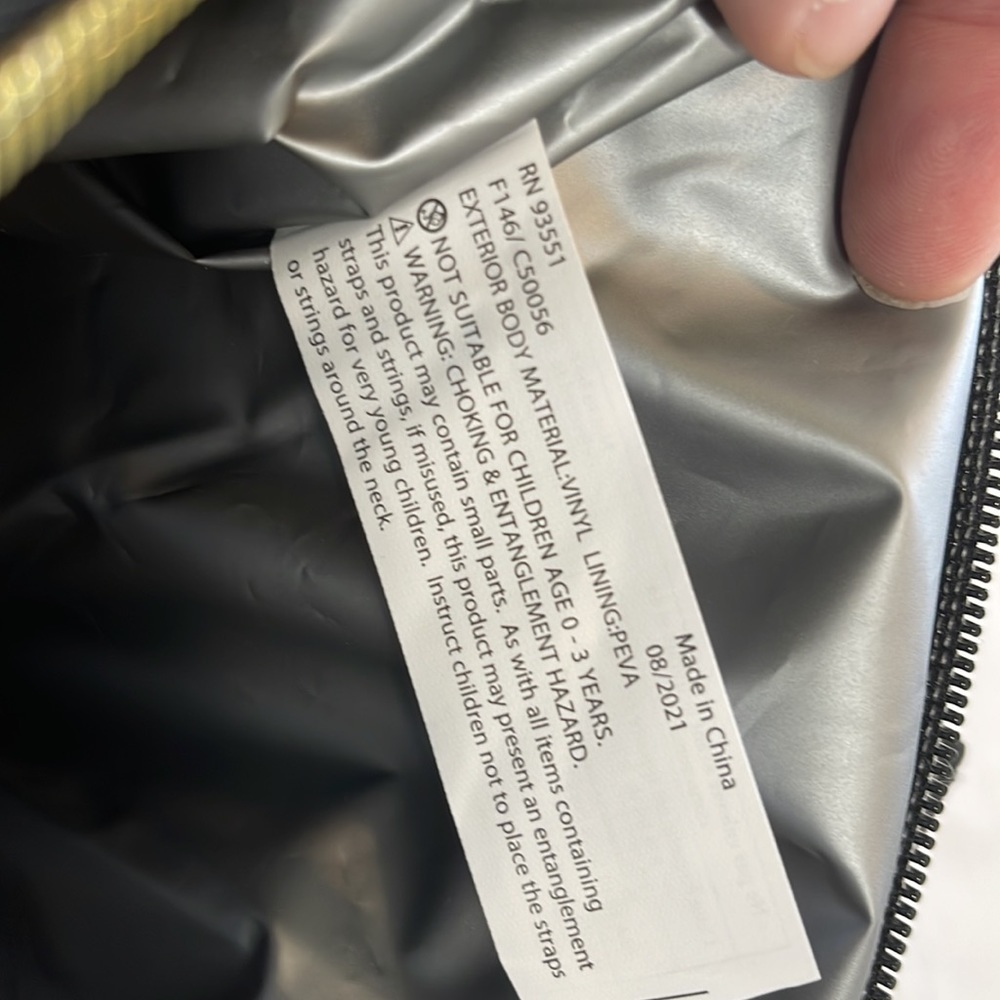 Delia’s Gold Black Polka Dot Metallic vinyl zip lunch tote travel handbag - Picture 7 of 8